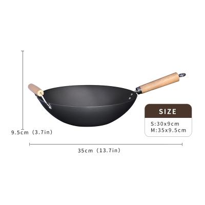 China Amazon Hot Selling 35CM Wholesale Sustainable Carbon Steel Wok Nonstick Saucepan With Wooden Handle for sale