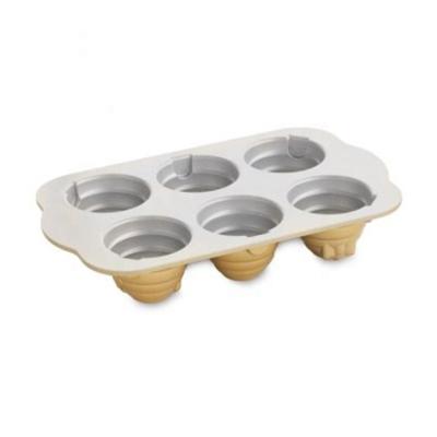 China MYTA Viable 6 Cups Non Stick Bakeware Cake Pan With Handle Roll Pan Baking Tray Carbon Steel Liner Mold for sale