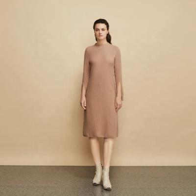 China 2022 Autumn Women's Latest Design Luxury Comfortable O-neck Long Midi Sweater Dress Anti-wrinkle for sale