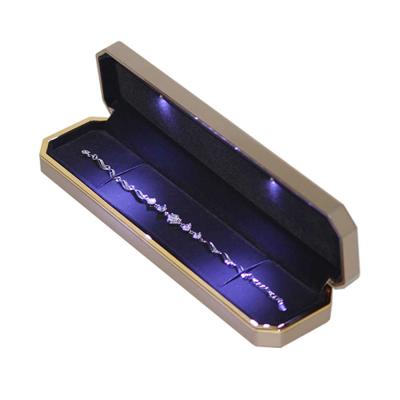 China Performance For High Quality Jewelry Gift Girls Jewelry Engagement Bracelet Box With Led Light for sale