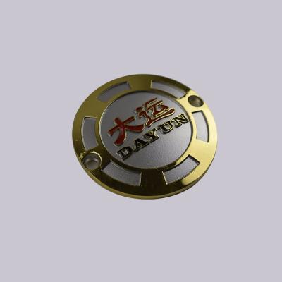 China Professional OEM Logo Style Rivet Embossed Type Custom by Europe Ware Domed Zinc Alloy Nameplate for sale