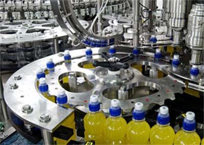 China Automatische Soda-Tafelwasser-Füllmaschine für Glasflaschen-einfache Operation zu verkaufen