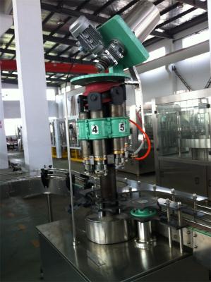 Chine 3 dans 1 machine de remplissage de bouteilles en verre carbonatée de boissons/boisson 3000bph complètement automatique à vendre