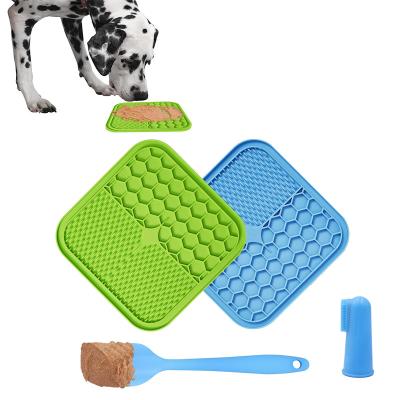 China Prevent Clogging Dog Lick Mats Dogs Pets Licking Mat Pad For Silicone Treat Dog Lick Pad for sale