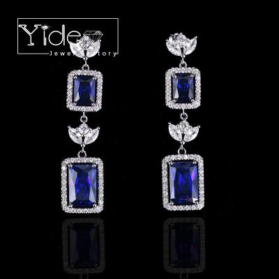 China TRENDY Geometric Rhinestone Earrings Inlaid Shiny Glass Stone Double Square Dangle Earrings for sale