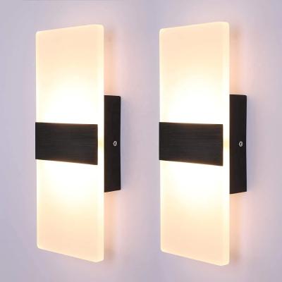 China Modern Smart LED Wall Lamp Tuya Smart BT Wall Lamp USA RGBCW 5 Color Standard Acrylic Bedside Lamp for sale