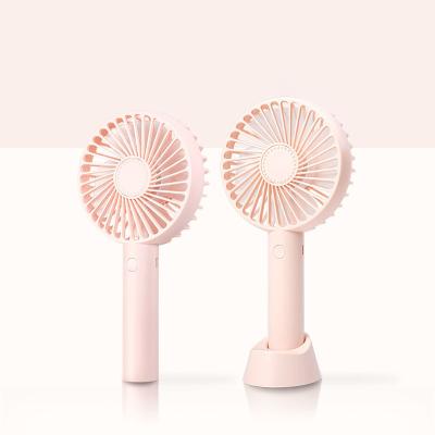 China Powerful 1200ma Multifunctional Smart Energy Saving Hotel Mini Fans With Desktop Plug for sale