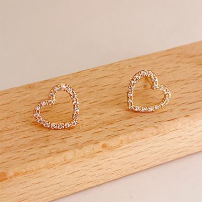 China FASHIONABLE Cute Gold Plated Zircon Crystal Stud Earrings For Women Fashion Design Heart Earring Stud Small for sale