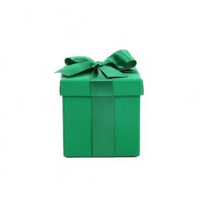 China Recyclable Private Label Christmas Kraft Birthday Square Paper Gift Box With Lid for sale