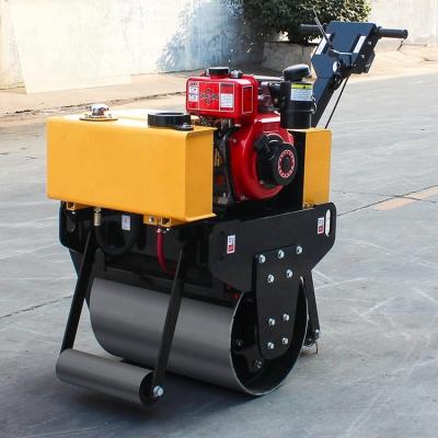 Κίνα 300kg μικρός δονητικός ρόλος Mini Walk Behind Road Roller Compactor για την οδική κατασκευή προς πώληση