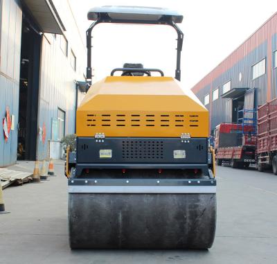 China 3000 kg Mini-Straßenroller-Vibrator Kompakt 1 Tonne 1,5 Tonnen Fernbedienung Vibrationsroller zu verkaufen