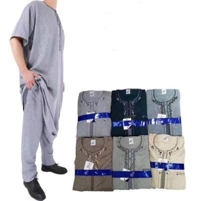 China Anti-wrinkle China Factory Latest Islamic Muslim Arabic Muslim Men's Clothing Thobe Thawb Maxi-Muslim Male Shirt Abaya Long Sleeve à venda