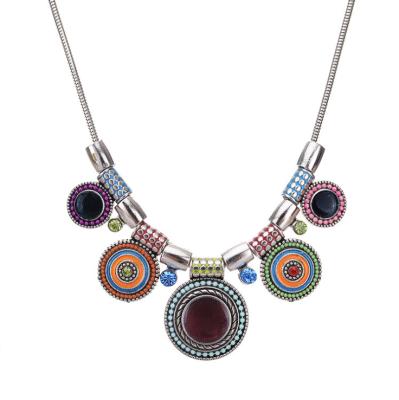 China 2019 Zinc Alloy Elegant Pendant Necklace Enamel Bohemia Style Statement Necklace Women's Necklace for sale