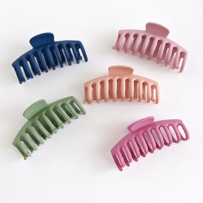 China Wholesale High Quality Metal Multi Color Customizable Women's Hair Accessories Hair Claws Hair Accessories Plastic Hairpin for sale