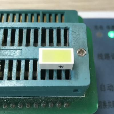 China IP67 Luz de barra de LED ajustável com feixe de 60 graus e chips Cree à venda