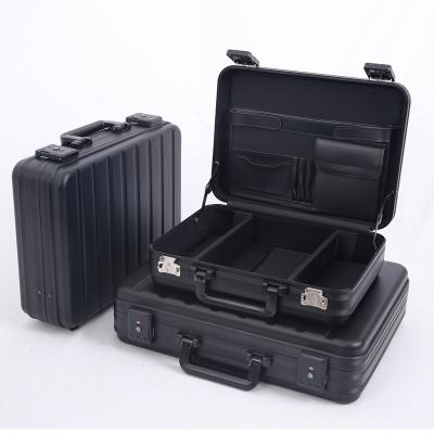 China High Quality Aluminum Case Box With Lock Briefcase Laptop Case 21121403 Manufacturer for sale