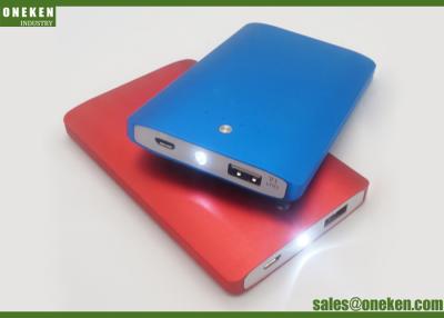 China Smart  Lamp Led Aluminum Alloy P22 4000mAh Power Bank Gold / Silver / Blue for sale