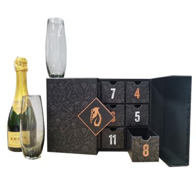 China 12 Tage Wein Adventskalender Box Custom Leere Weihnachts-Countdown Geschenkbox zu verkaufen