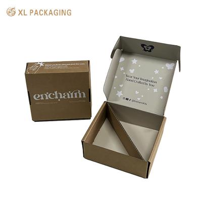 Chine En gros Impression personnalisée Eco-friendly Kraft carton ondulé boîte de messagerie avec insertion de papier à vendre