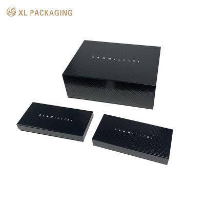 China Black Magnetic Closure Rigid Boxes Cardboard Magnetic Closure Gift Box ISO Approved for sale