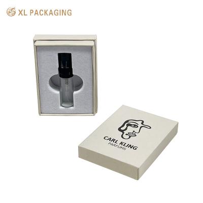 Chine Logo personnalisé Boîte de papier pour parfum Mini Boîte d'emballage pour parfum Boîte cadeau pour parfum à vendre