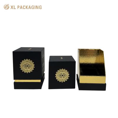 China Caja de perfumes de lujo personalizada con tapa y base para cuidado de la piel regalo cosmético de moda de estampado de oro caja de perfumes en venta