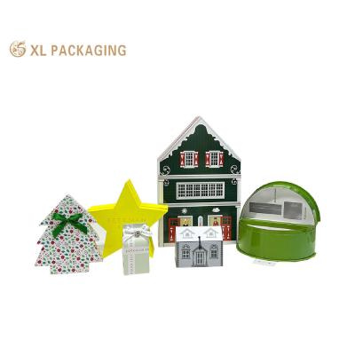 中国 Custom Empty Cosmetic Advent Calendar Box Christmas Tree Shape Small Drawer Gift Packaging Box 販売のため