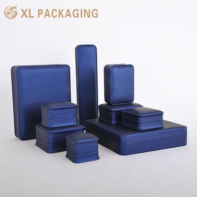 China Customized Shape Jewelry Paper Box Perfect Packaging for Luxury Custom Ring Jade Pendant for sale