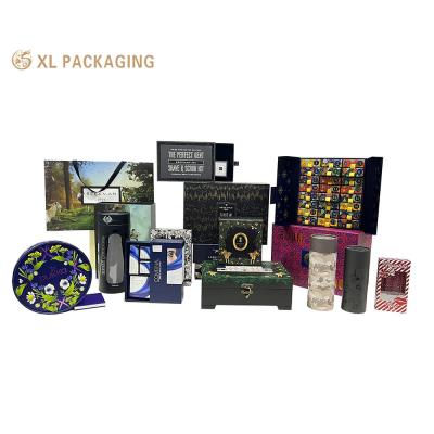 China Custom Wholesale Gift Packaging Premium Luxury Cosmetic Magnetic Gift Boxes For Gift Sets  Perfume Packaging for sale