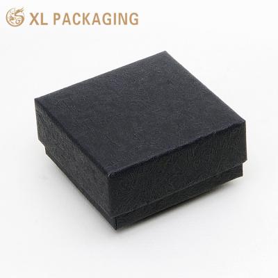 China Wholesale Gift Box Packing Small Jewelry Boxes Custom Your Logo Bracelet Necklace Jewelry Box Packaging Te koop