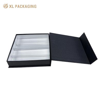 China Caja de regalo de macarrones de laminación brillante / mate para papel alimenticio cartón dulces de chocolate en venta