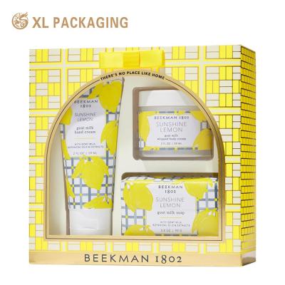 China Low Price Custom Elegant Paper Box PVC Window Valentine Makeup Gift Box Cosmetic Kit Packing Box With Plastic Tray for sale