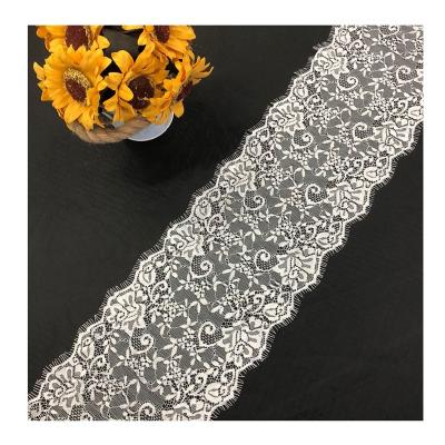 China Bridal White Viable Lace Trim French Chantilly Guipure Lace Trimming For Wedding Dress 2019 for sale