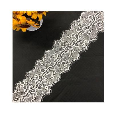 China High Quality Viable White Chantilly Guipure Cotton Lace Trim French Lace Trimming For Dress for sale