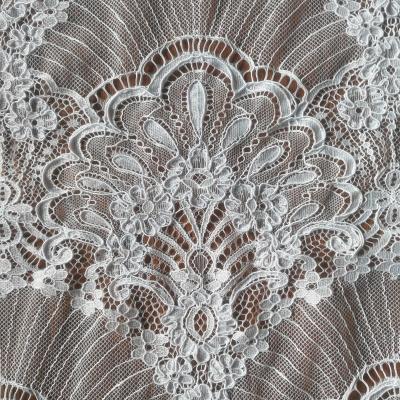 China Viable Expensive Wholesale Ivory French Lace Fabric With Heavy Tying 2018 for sale