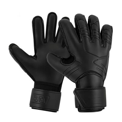 China Finger ProtectionÂ   Wholesale Professional Football Gloves Training Soccer Goalkeeper Latex Breathable Gloves for sale