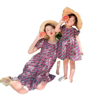 China Anti-pilling Fashion Floral Mother And Daughter Dress One Piece Set Parent-child Clothing for sale