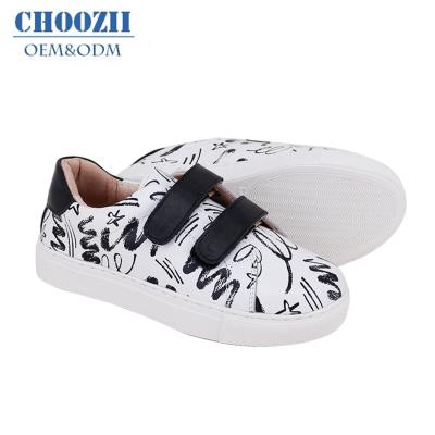 China Wholesaler Choozii Custom High Quality Anti-Slippery Graffiti Style Genuine Leather Sneakers Kids Shoes for sale