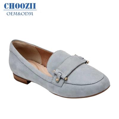 China Wholesale New Design Customized High End Light Anti-slippery Gray Genuine Leather Slip On Flat Casual Loafers for sale