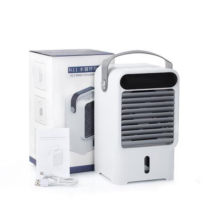 China Wholesale High Efficiency Portable USB Air Conditioner Mini Fan Adjustable Table Water Mist Humidifier Fan for sale