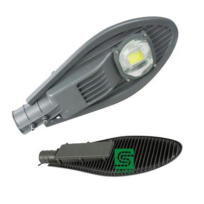 China Outdoor Waterproof Road IP65 100W 150W 200W LED Lamp Street Light for sale