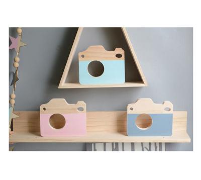 China Kids Play Mini Camera Toy Cute Wood Kids Camera Shape Wooden Toy With Neck Strap Perfect Birthday Gift for sale