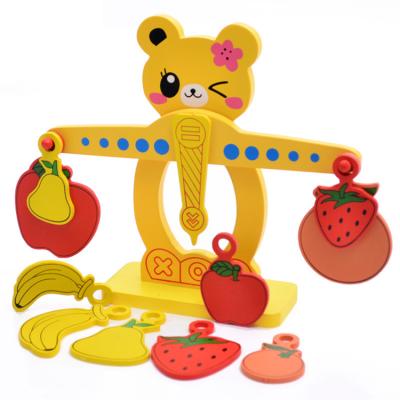 China Cute Bear Shape Number and Fruit Shape Kids Wooden Balance Toy Weights Balance Auncel Funny Toy for sale