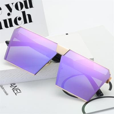 China Fashion Sunglasses Fashion Sunglasses With Square PC UV400 Lenses For Women for sale