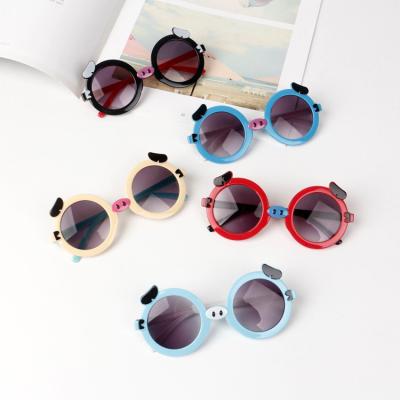 China Fashion Sunglasses Shape Kids Sunglass UV400 Protection Cute Pig Shape Sunglasses For Kids Decoration for sale