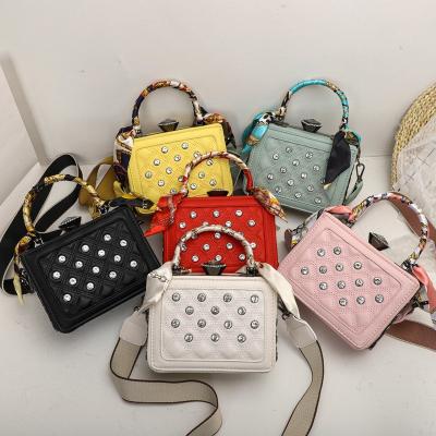 China 2020 Hot New Style NATIONAL Selling Lady Purse Handbags Box Ladies Bags Ladies Shoulder Bag for sale