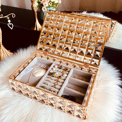 China Luxurious Jeweley Glass Jewelry Storage Storage With Mirror Crystal Ring Display Case for sale