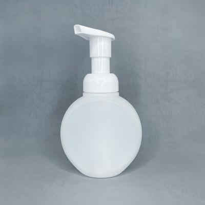 China Cosmetic Empty Plastic Foam Pump Bottle 300ml for sale