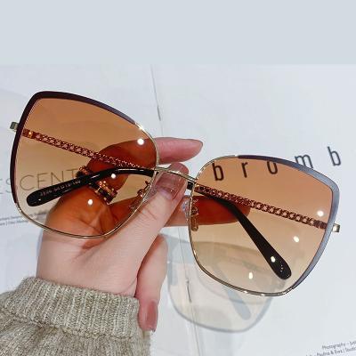 China Fashion Sunglasses 2022 Retro Sunglasses Logo Sun Glasses Square Women Custom Made Cat Eye Sunglasses New Fashion Ladies for sale