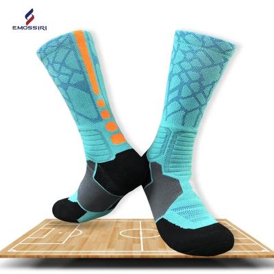 China Breathable Men's Outdoor Sport Socks Basketball Football Soccer Professional Cycling Running Socks for sale